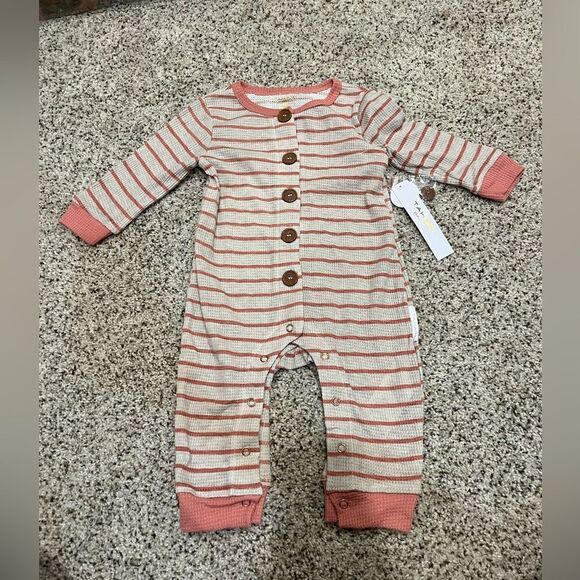 Tahari Other - NWT Tahari jumpsuit